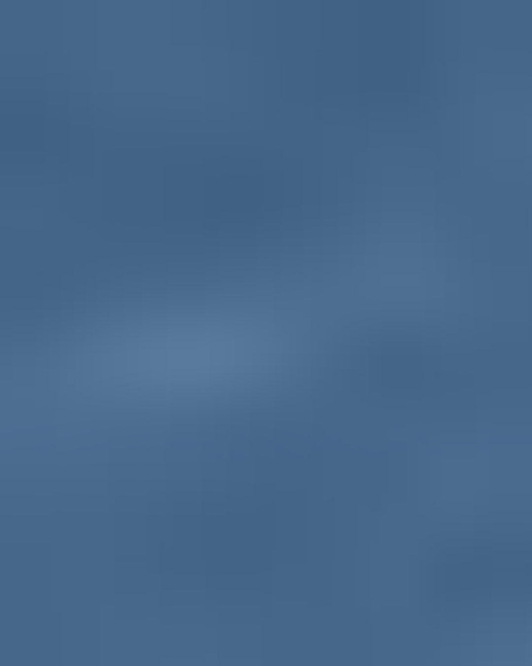 Ảnh NLMT — Cận cảnh bề mặt pin sau khi làm sạch, giảm mảng bám và vệt nước